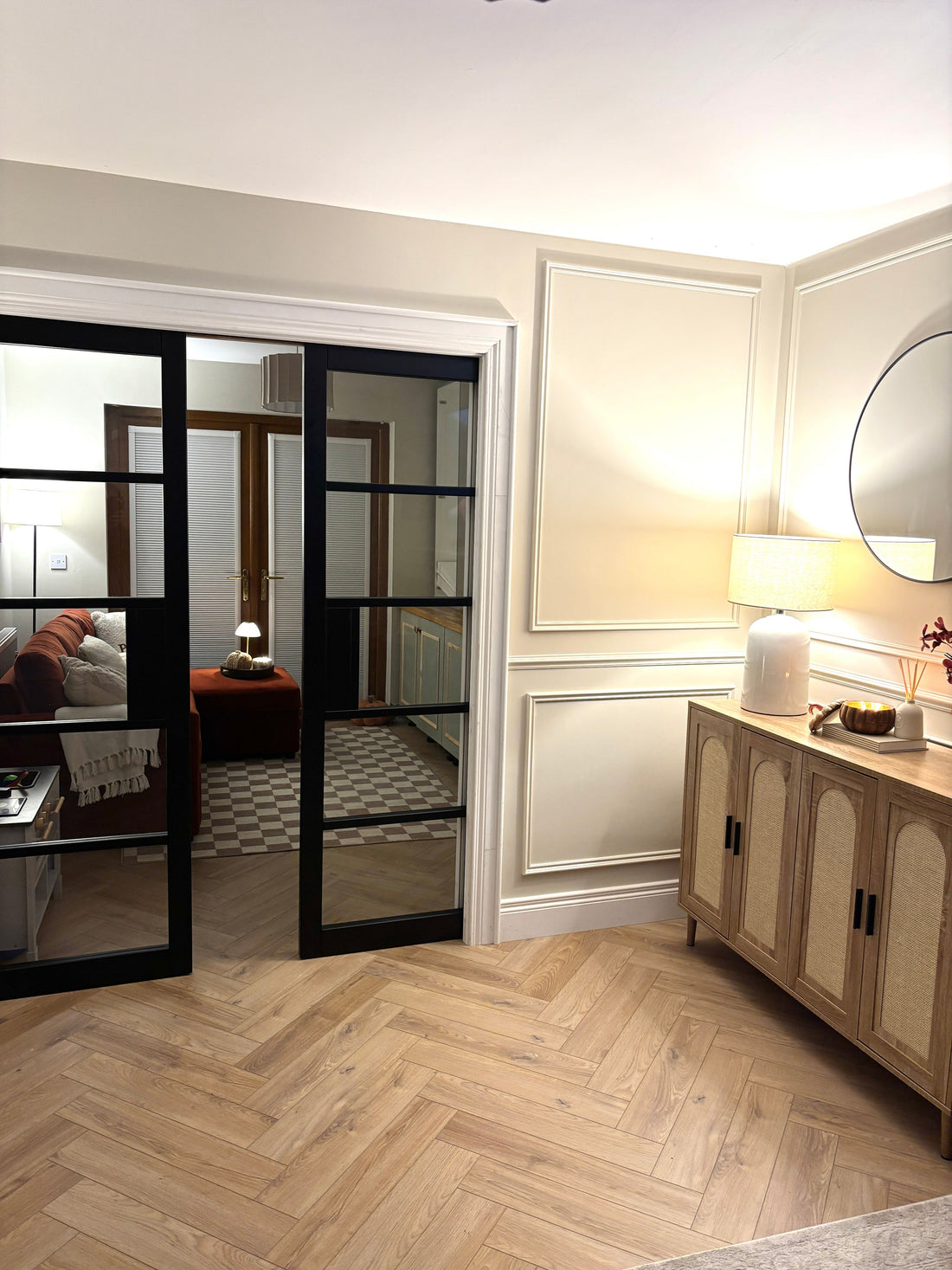Creating a flexible family living space with ECLISSE pocket doors